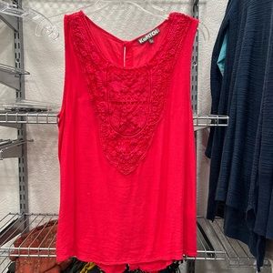 Kapitol pink embroidered tank top size L